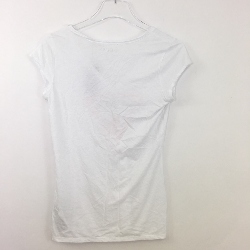 NWT Guess Short Sleeve V-Neck Logo Tee Medium - Picture 3 of 4